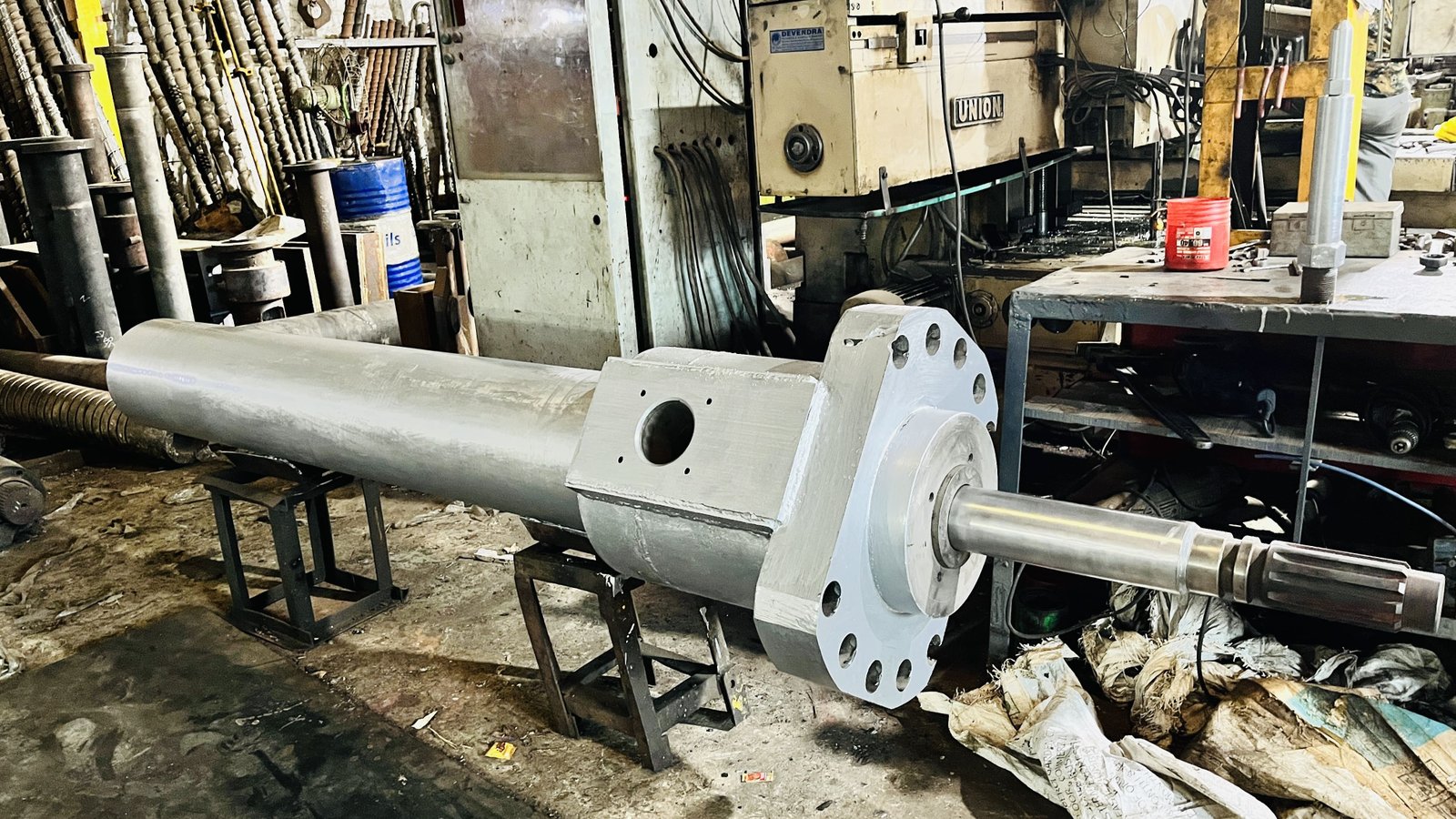 Screw Barrel view 3